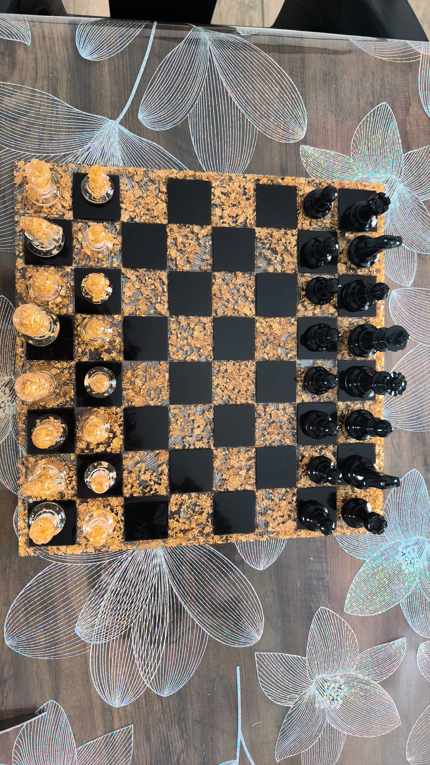 Echiquier noir et feuille d'or