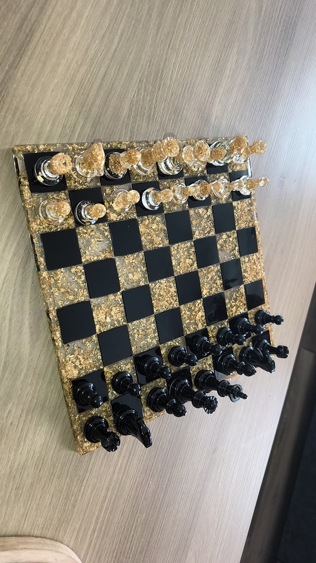 Echiquier noir et feuille d'or