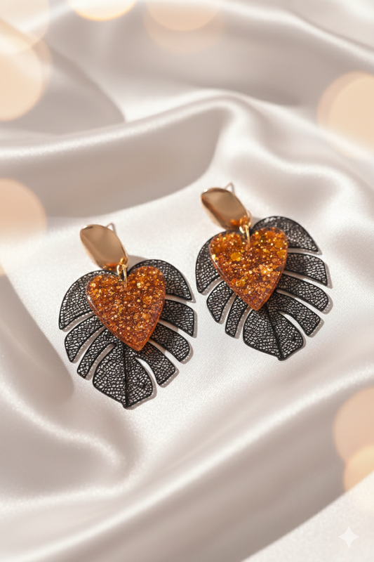 Feuille noir coeur doré