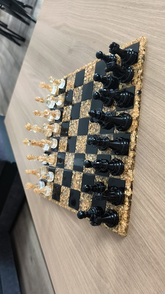 Echiquier noir et feuille d'or