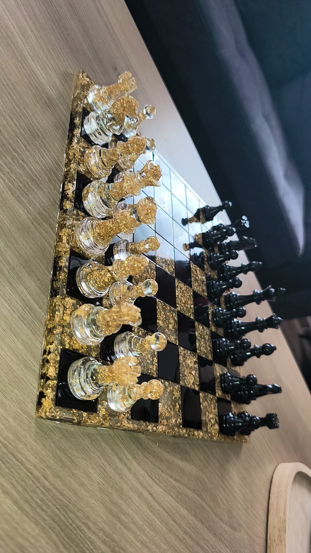 Echiquier noir et feuille d'or